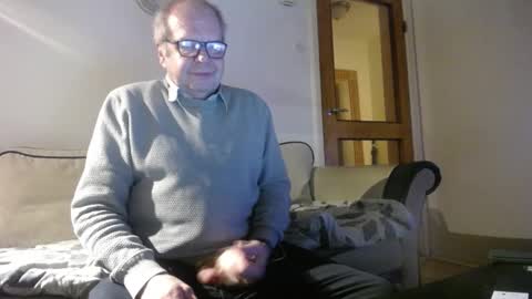 Snapshot of freespirt59 chatting on December 11, 2024, 5:37 pm freespirt59 online show from December 11, 2024, 5:37 pm