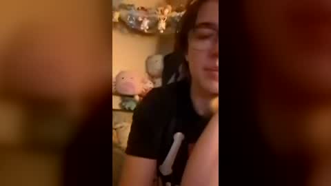 fuck_toy_max online show from June 22, 2026, 5:26 am