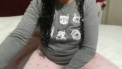 gaby  layla online show from May 18, 2026, 9:20 pm