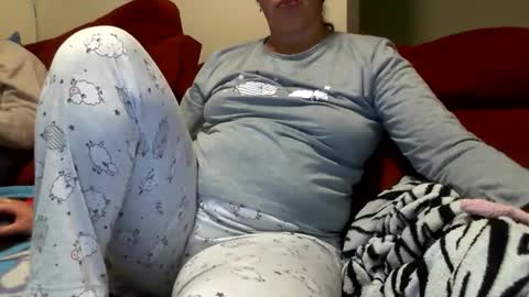 gaby  layla online show from June 2, 2026, 12:12 am