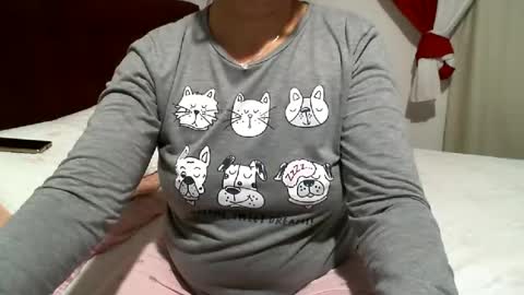 gaby  layla online show from July 15, 2026, 12:16 am