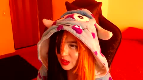 Kate 3 online show from July 23, 2026, 8:51 pm