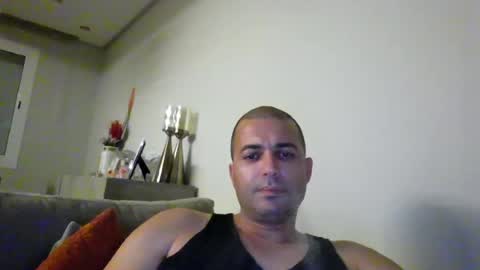 genteldevil online show from August 2, 2026, 1:04 am