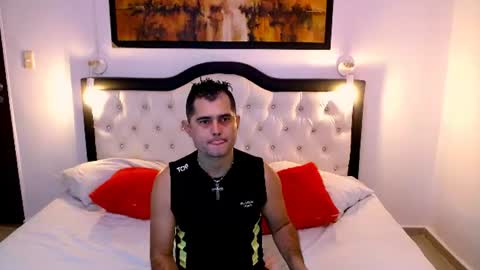 gentlemanwild online show from June 15, 2026, 5:04 pm
