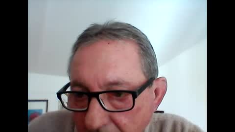 georg1412 online show from May 4, 2026, 9:05 am