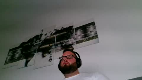 Phil online show from June 19, 2026, 3:38 pm