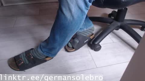 Snapshot of germansolebro chatting on May 19, 2026, 8:53 am GermanSoleBro online show from May 19, 2026, 8:53 am