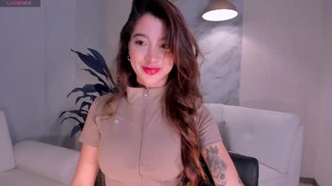 Snapshot of giannawatson chatting on July 18, 2026, 12:53 pm online show from July 18, 2026, 12:53 pm