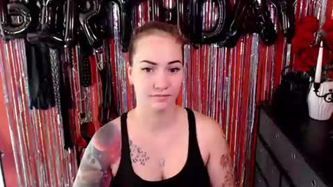 gina_hotlick online show from July 16, 2026, 8:09 am
