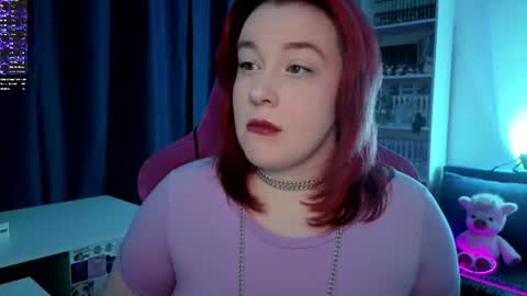 AlexaMillis online show from June 21, 2026, 9:50 pm