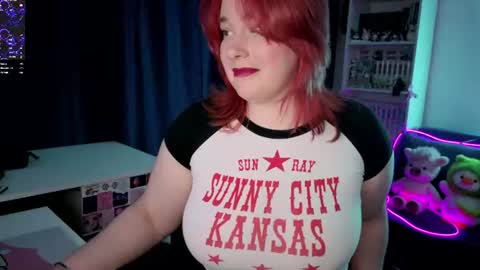 AlexaMillis online show from June 27, 2026, 9:53 pm