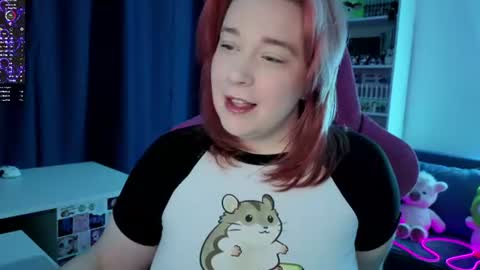 AlexaMillis online show from July 11, 2026, 9:38 pm