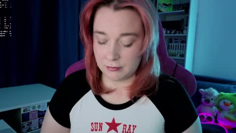 AlexaMillis online show from July 12, 2026, 9:28 pm