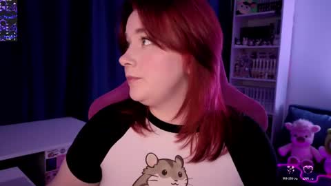 AlexaMillis online show from July 25, 2026, 9:23 pm
