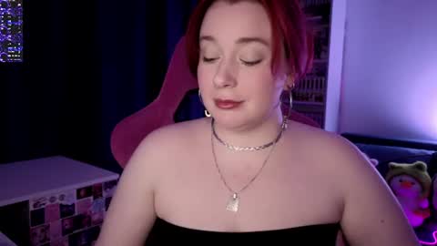 AlexaMillis online show from August 5, 2026, 9:17 pm