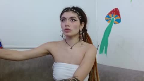 Giulietta online show from August 4, 2026, 2:48 am