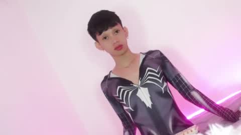 givemethrillx online show from May 28, 2026, 12:35 pm