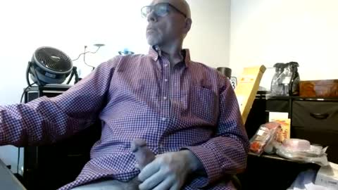 glaikind925958 online show from June 28, 2026, 12:16 am