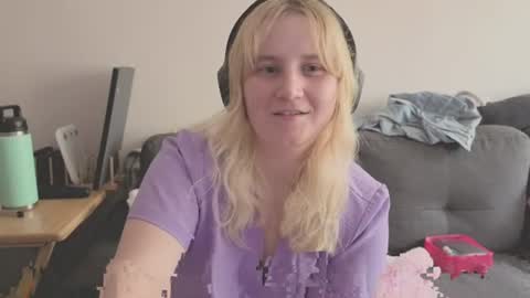 Glitch online show from July 18, 2026, 5:50 pm