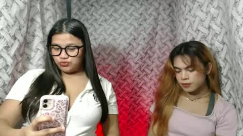 Snapshot of glossyrina chatting on June 17, 2026, 1:01 pm Rina3 online show from June 17, 2026, 1:01 pm