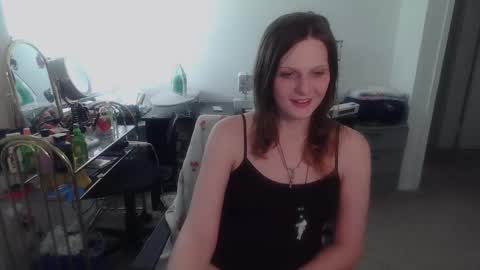 Goddess of Insanity online show from May 26, 2026, 2:57 pm