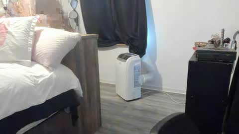Kallie online show from July 22, 2026, 4:21 pm