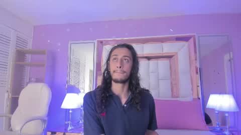 goldentemptation_ online show from July 8, 2026, 7:18 pm