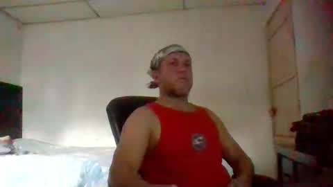 Snapshot of golons17 chatting on May 16, 2026, 7:34 pm golons17 online show from May 16, 2026, 7:34 pm