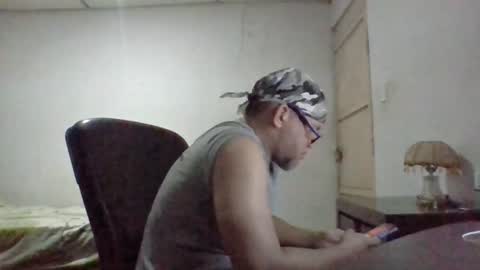 Snapshot of golons17 chatting on August 1, 2026, 2:11 am golons17 online show from August 1, 2026, 2:11 am
