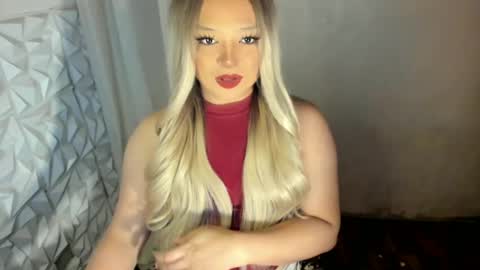Snapshot of gorgeousamandarose chatting on June 17, 2026, 6:42 pm Amanda rose online show from June 17, 2026, 6:42 pm