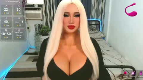 PAULATHEONE online show from July 12, 2026, 6:21 pm