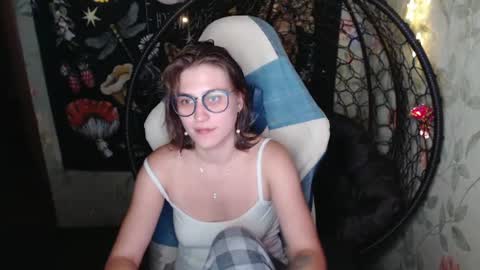 Snapshot of greenwitch9 chatting on July 29, 2026, 12:36 pm Lina online show from July 29, 2026, 12:36 pm