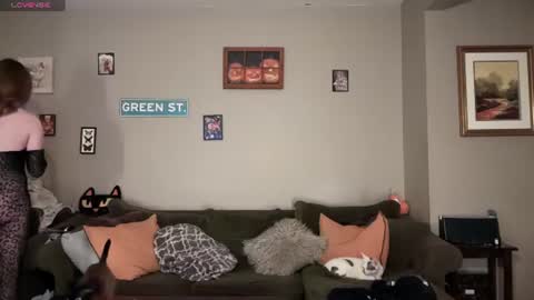 SexQueen Nikki online show from June 20, 2026, 4:59 am