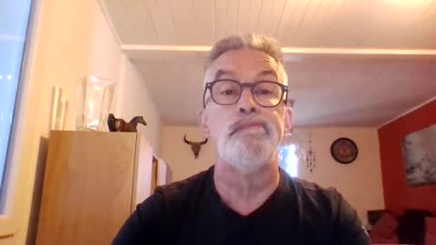 Grybear online show from August 2, 2026, 9:08 am