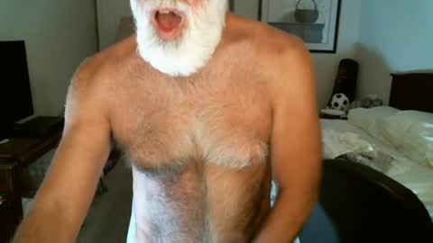 Hairy pecs online show from July 19, 2026, 12:20 pm