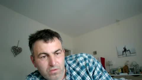 hakfin666 online show from June 14, 2026, 4:25 am
