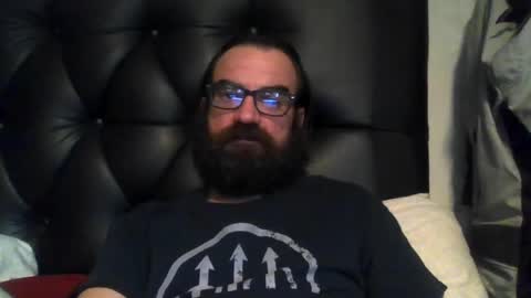 handywoody online show from July 3, 2026, 1:23 am