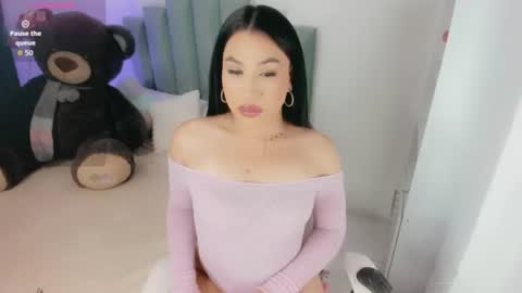 hanna_hottxx online show from July 12, 2026, 4:09 pm