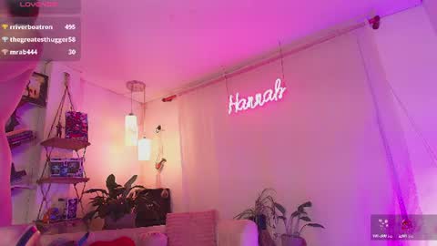 Snapshot of hannah_lovee chatting on July 7, 2026, 6:47 am hannah_lovee online show from July 7, 2026, 6:47 am