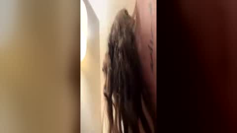 hannahcelestee online show from August 5, 2026, 4:04 am