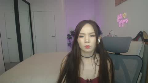 Snapshot of hannavibe chatting on May 3, 2026, 1:44 am HannaVibe online show from May 3, 2026, 1:44 am