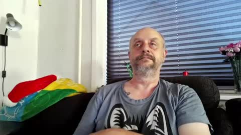 Snapshot of hardmrlazy chatting on June 21, 2026, 4:20 pm MrLazy online show from June 21, 2026, 4:20 pm