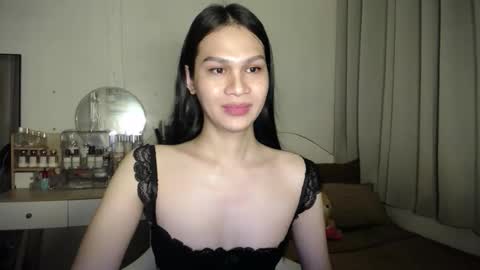 Snapshot of heather_bbyy chatting on November 8, 2025, 10:26 am heather_bbyy online show from November 8, 2025, 10:26 am