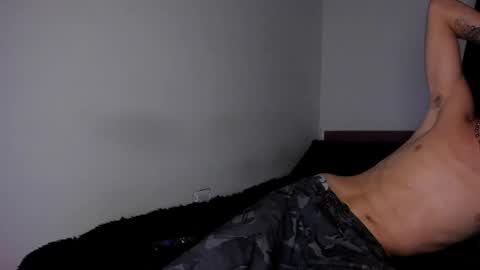 heellboy_ online show from June 5, 2026, 2:18 am