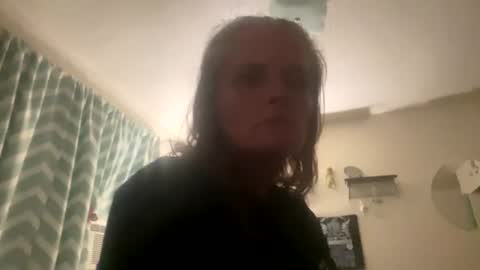 HeidiKinz online show from July 13, 2026, 7:11 am