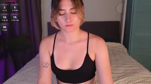 Snapshot of helena_lorente chatting on July 6, 2026, 3:03 pm Helen online show from July 6, 2026, 3:03 pm