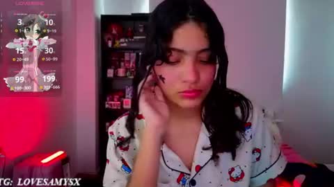 Snapshot of helia_n_amy chatting on June 17, 2026, 2:07 pm Helia Transfem and Amy online show from June 17, 2026, 2:07 pm