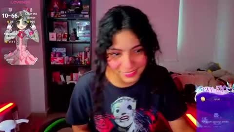 Snapshot of helia_n_amy chatting on July 20, 2026, 10:56 pm Helia Transfem and Amy online show from July 20, 2026, 10:56 pm
