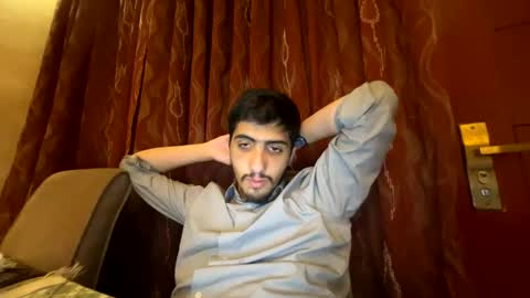 hihi9697 online show from May 19, 2026, 6:47 pm