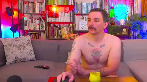 HipsterTrash Clark one half of Task Manager online show from August 10, 2026, 6:39 am
